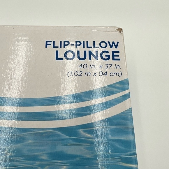 Open Water Swim Flip- Pillow Lounge  Brand New - Picture 2 of 3